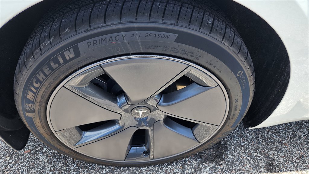 2021 Tesla Model 3 Standard Range Plus photo 20