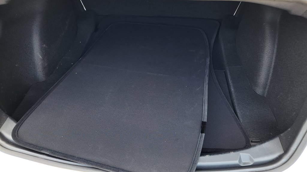 2021 Tesla Model 3 Standard Range Plus photo 16