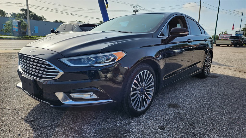 2017 Ford Fusion SE photo 14