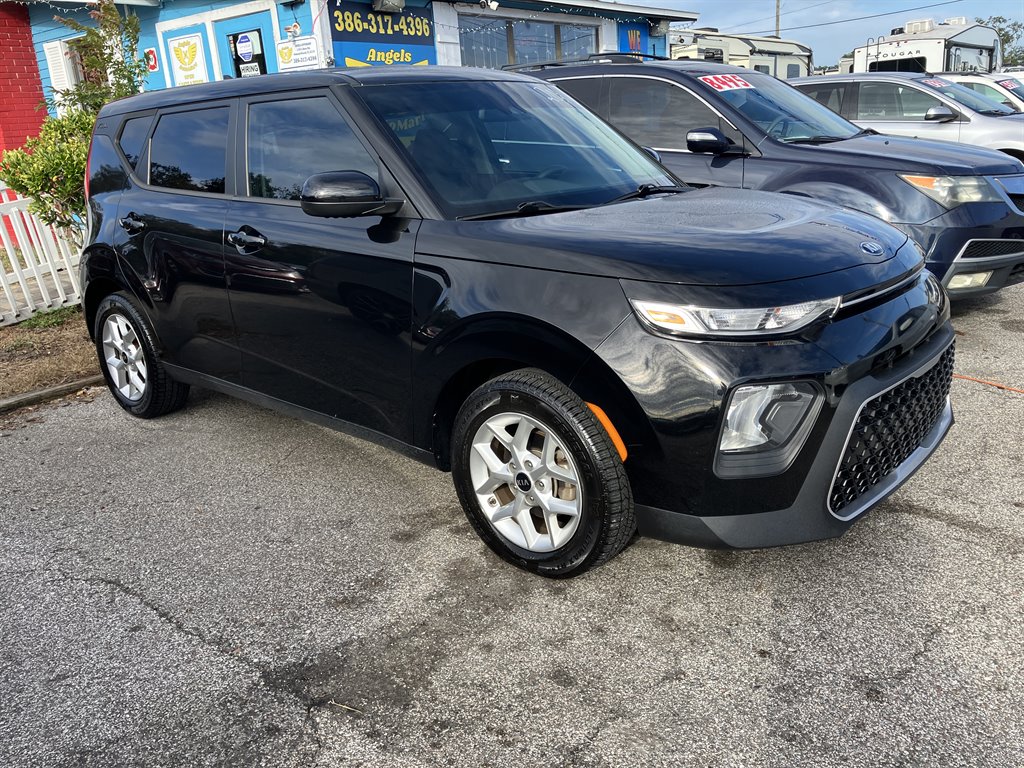2021 Kia Soul S's photo