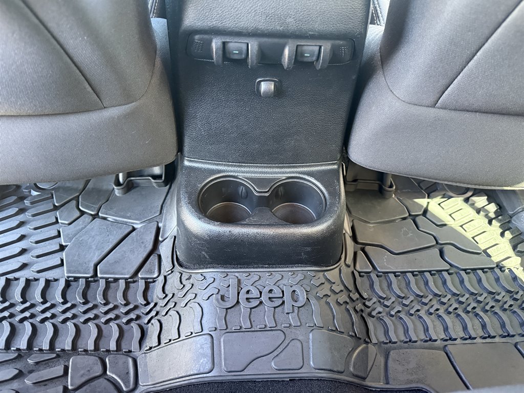 2016 Jeep Wrangler Unlimited Rubicon - Photo 17