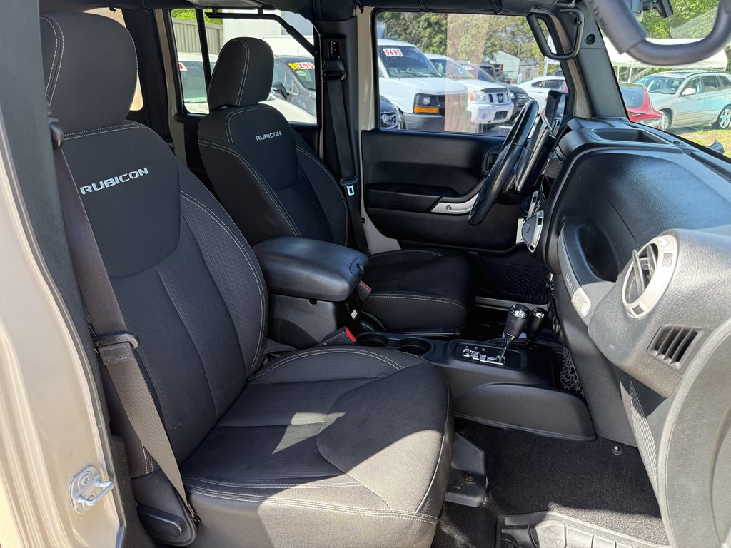 2016 Jeep Wrangler Unlimited Rubicon - Photo 11
