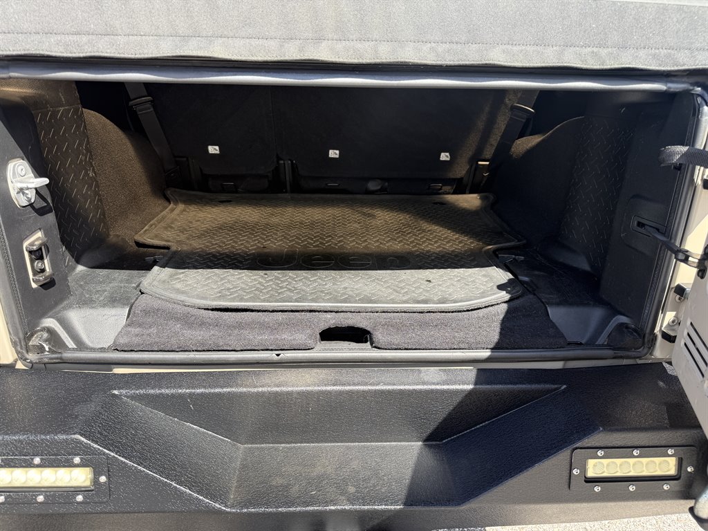 2016 Jeep Wrangler Unlimited Rubicon - Photo 15