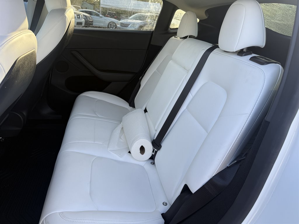 2023 Tesla Model Y Long Range - Photo 14