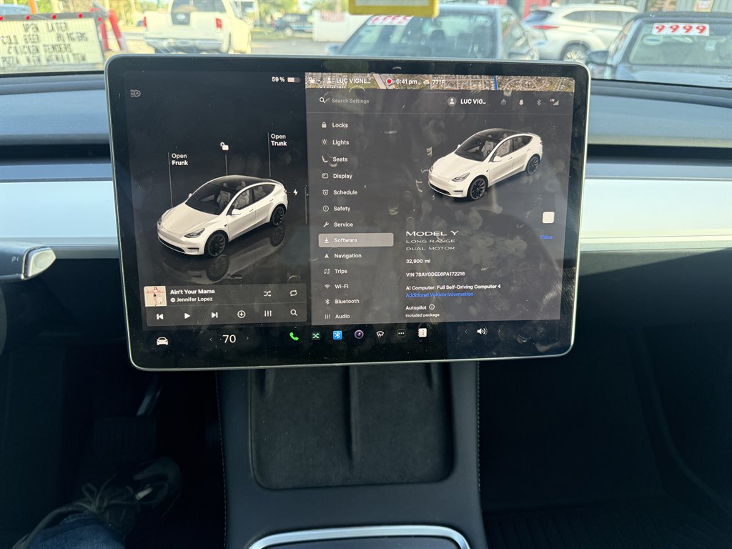 2023 Tesla Model Y Long Range - Photo 19
