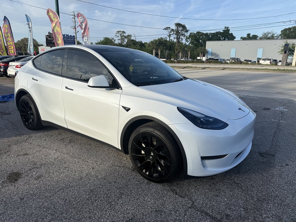 2023 Tesla Model Y Long Range