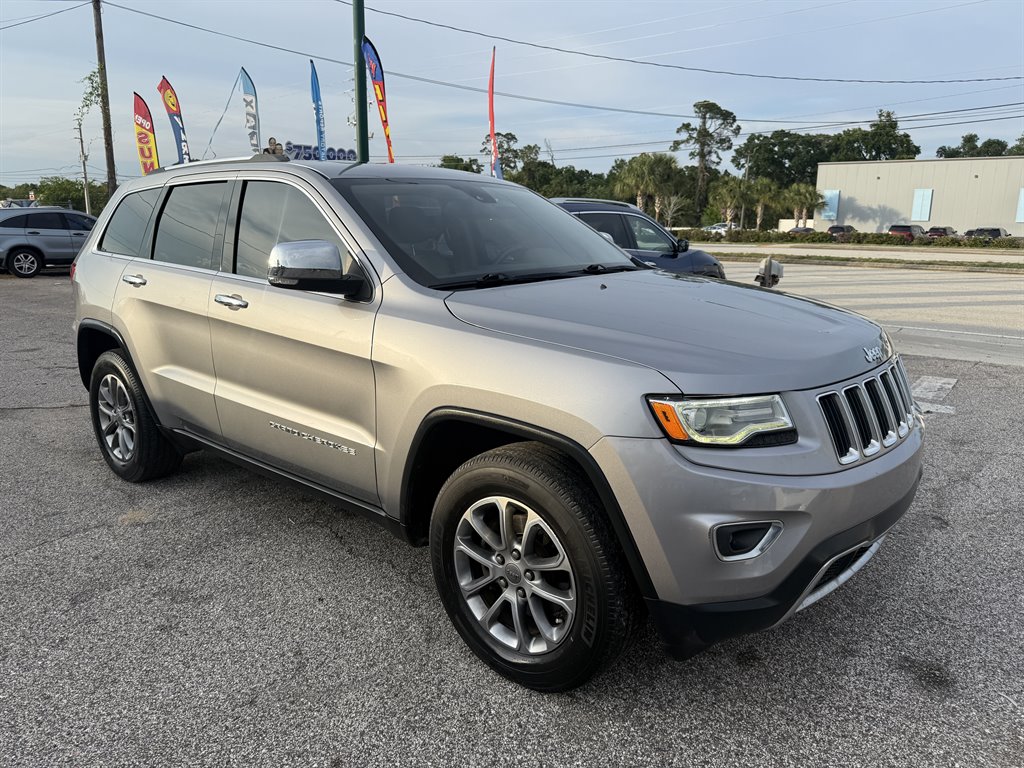 2016 Jeep Grand Cherokee Limited's photo